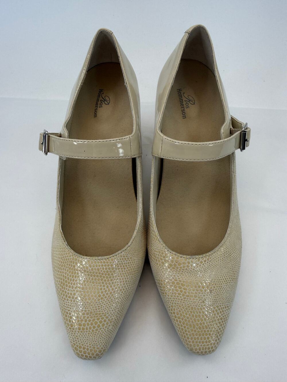 Ros Hommerson Kiki Ivory Mary Jane Heels Snakeskin‎ Texture Size 8W Wide